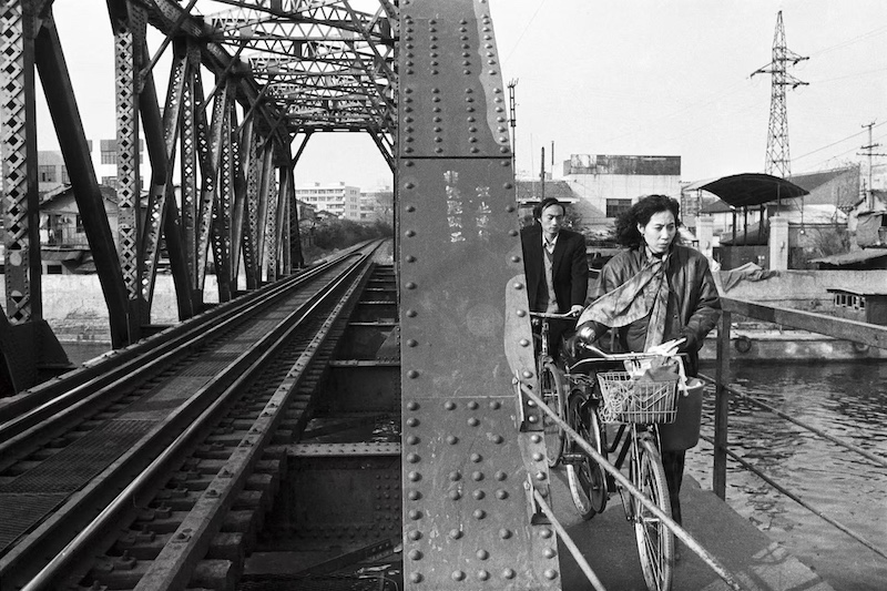 陆元敏,苏州河系列,1990年代